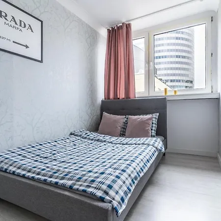 Apartment Center - Golden - Grzyb16/22 *